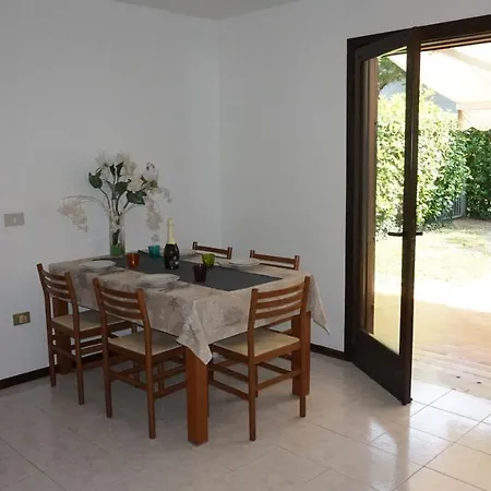 Spectacular Terraced Near The Sea With Private Garden, On Three Floors *