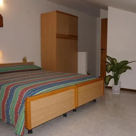 Villa Spectacular Terraced Near The Sea With Private Garden, On Three Floors *